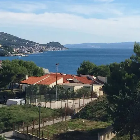 Jokica Apartmán *